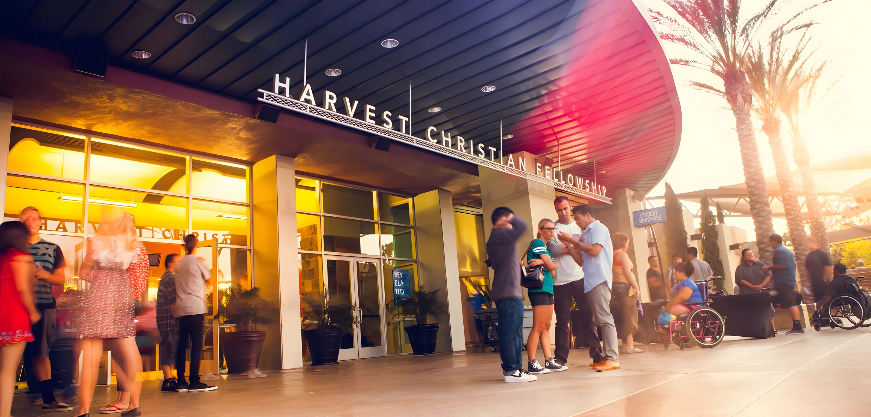 Afuera de la iglesia - Harvest.